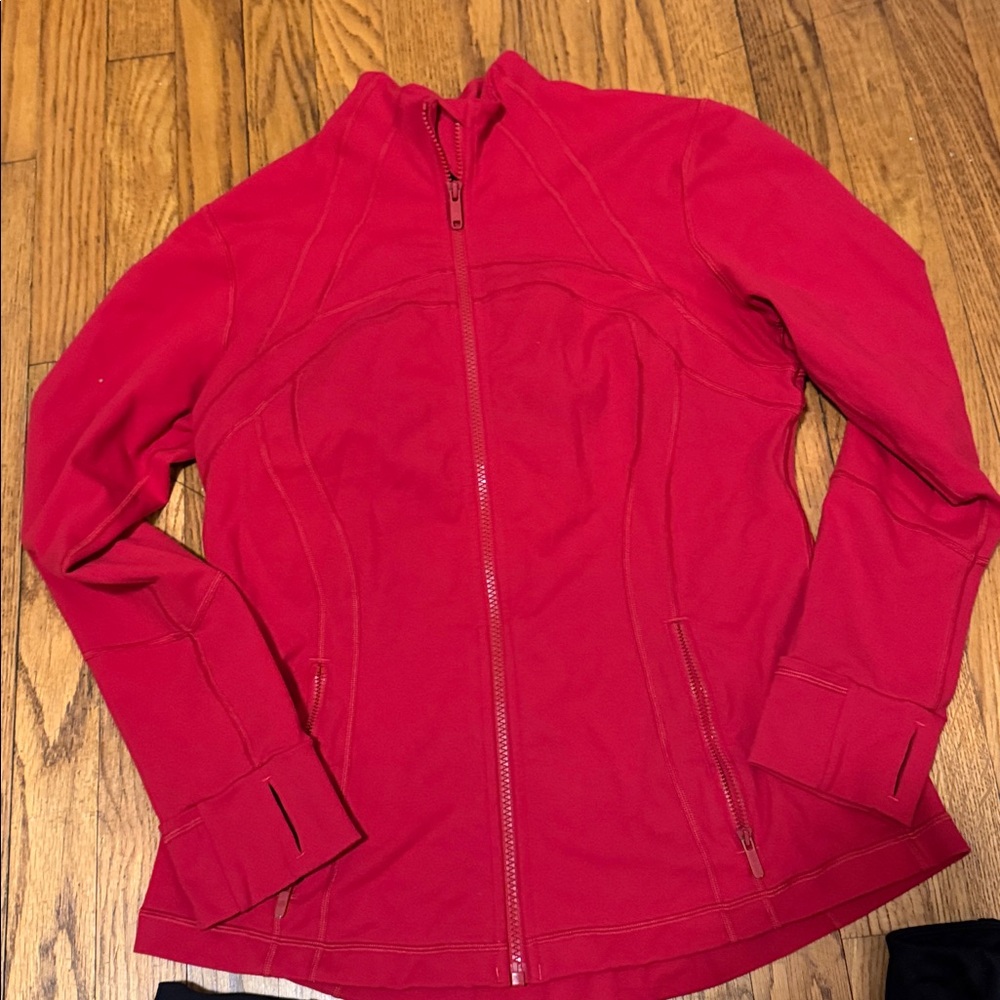 ❤️Red Lululemon Define Jacket❤️